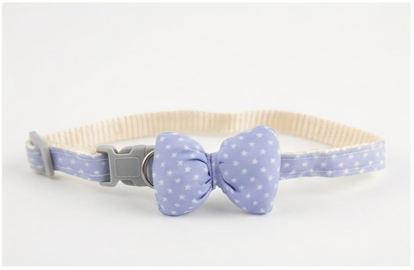 Pet Collar with Bow – Soft Sage Star Pattern